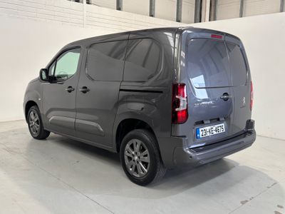 2023 Peugeot Partner