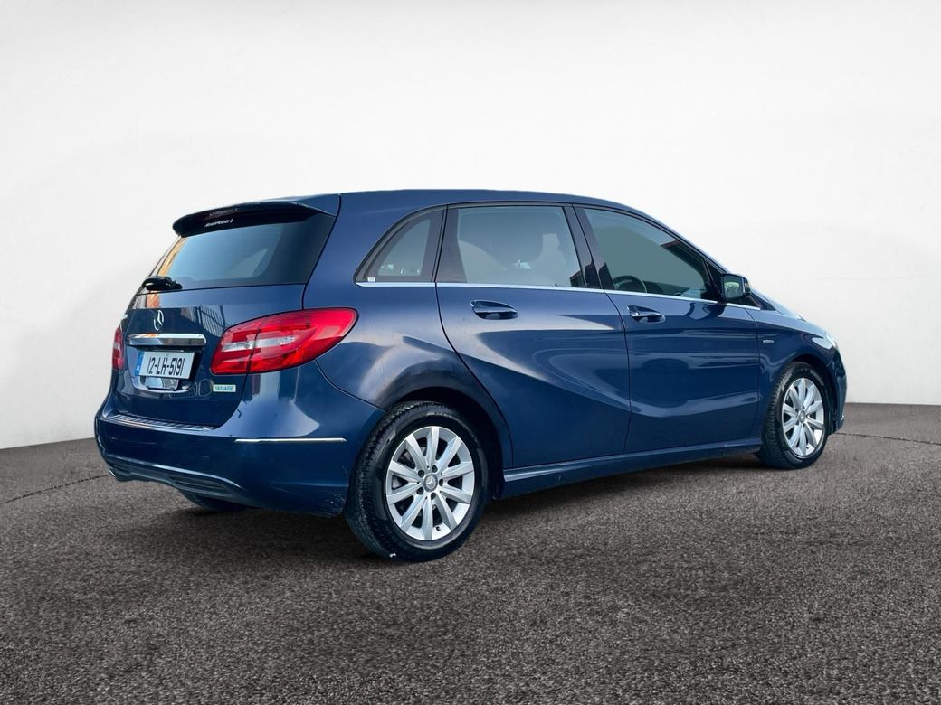 2012 Mercedes-Benz B 180