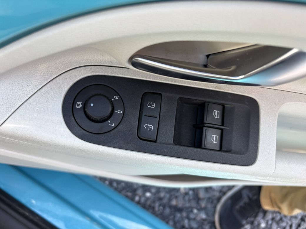 2018 Volkswagen up!