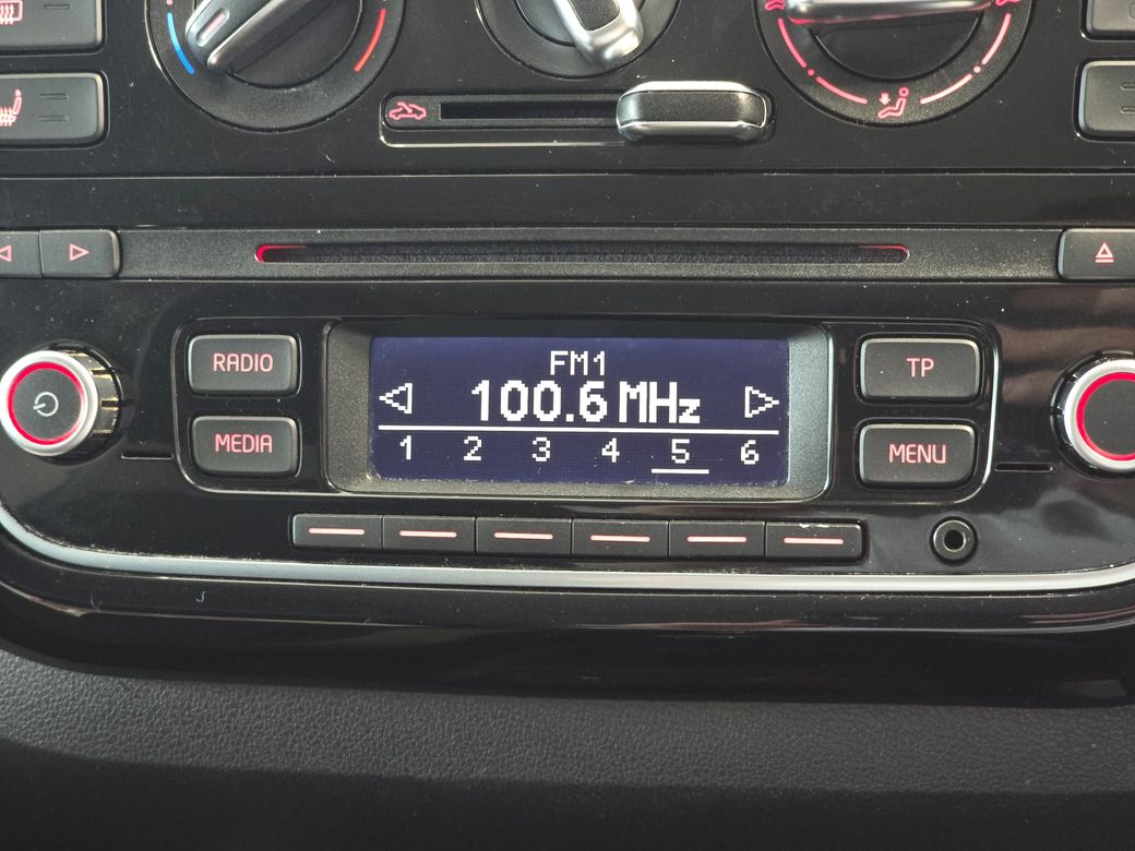 2015 Volkswagen up!