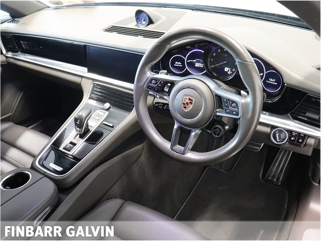 2019 Porsche Panamera