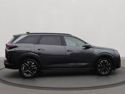 2025 Peugeot 5008