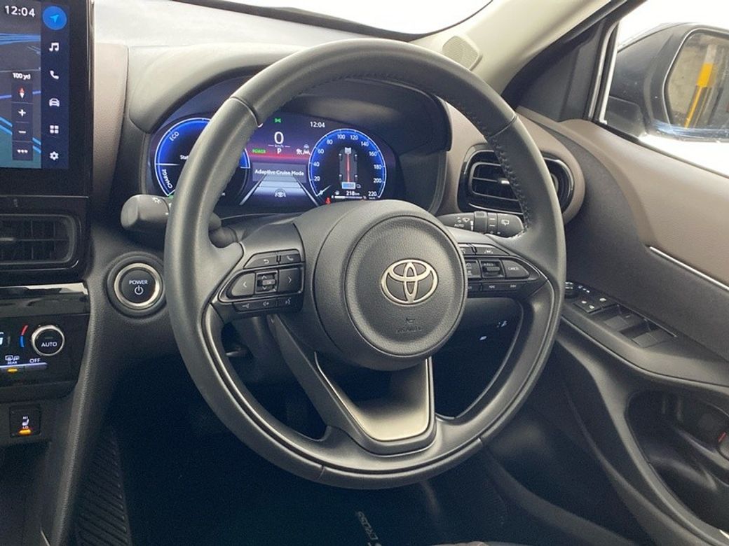 2025 Toyota Yaris Cross