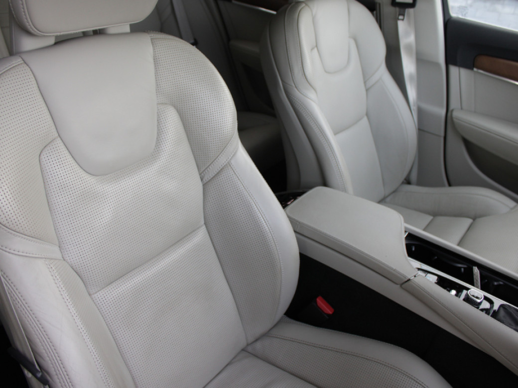 2018 Volvo S90