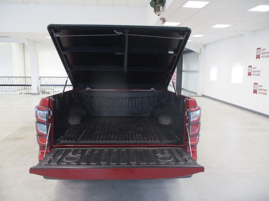 2025 Isuzu D-MAX