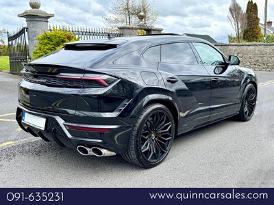 2025 Lamborghini Urus