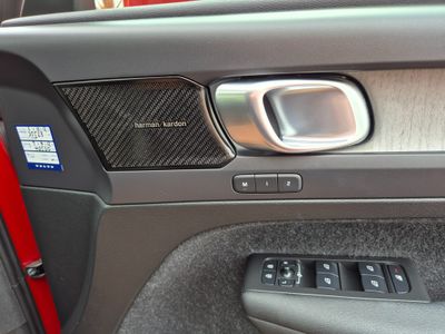 2020 Volvo XC40