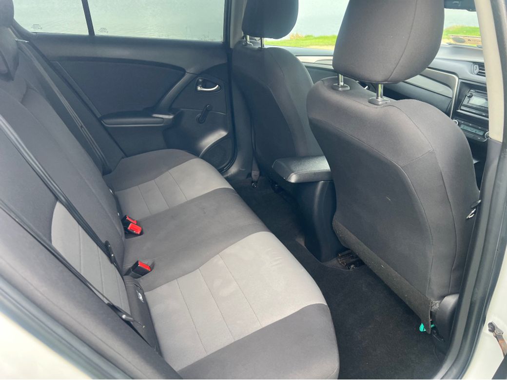 2016 Toyota Avensis