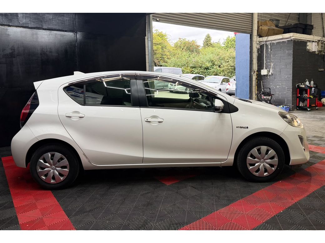 2017 Toyota Aqua