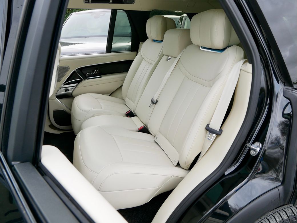 2025 Land Rover Range Rover