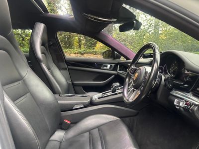 2019 Porsche Panamera