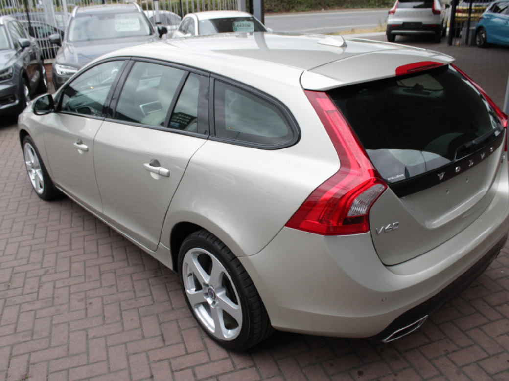 2017 Volvo V60