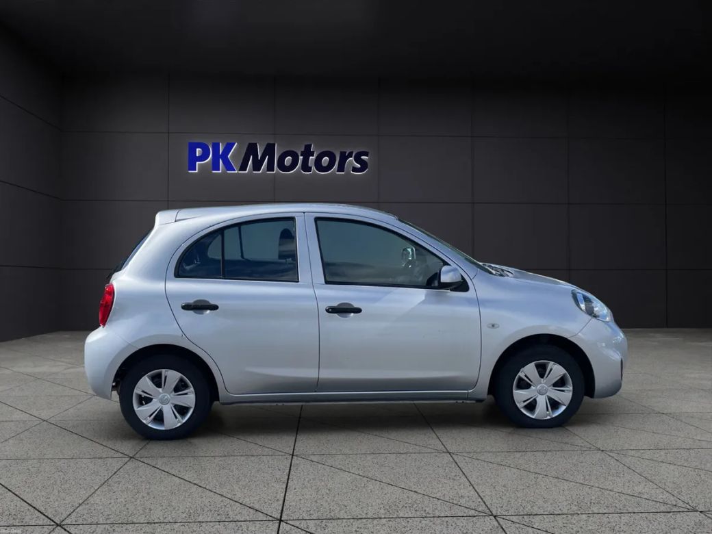 2019 Nissan March