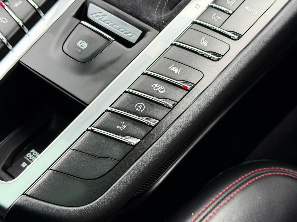 2021 Porsche Macan