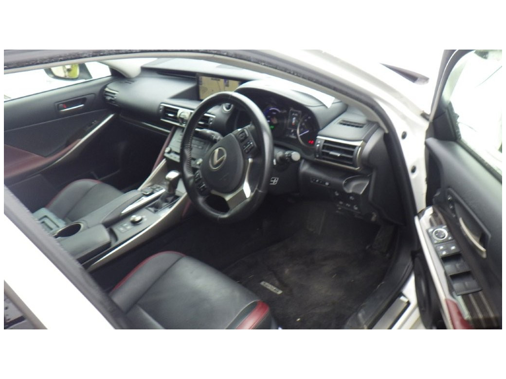 2018 Lexus IS 300h