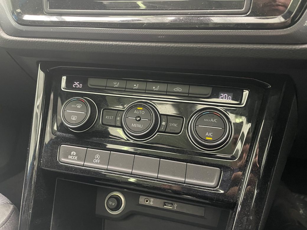 2017 Volkswagen Touran
