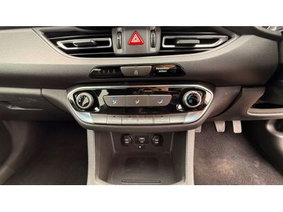 2022 Hyundai i30