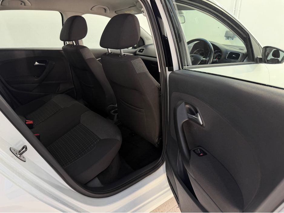 2016 Volkswagen Polo