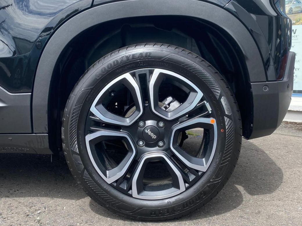 2025 Jeep Avenger