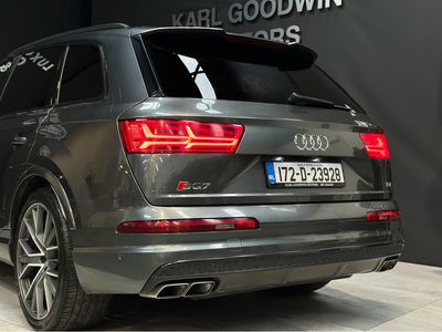 2017 Audi SQ7
