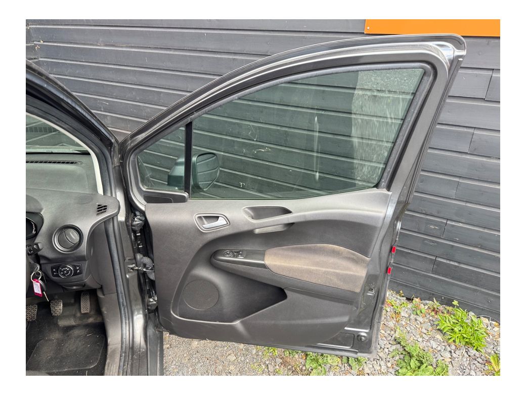 2020 Ford Transit Courier