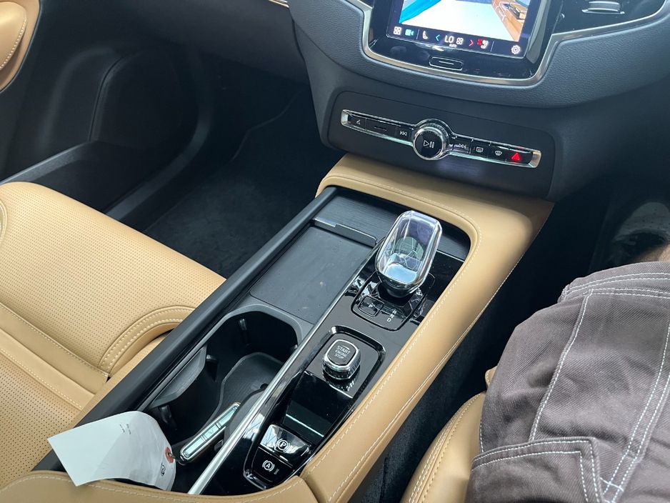 2023 Volvo XC90