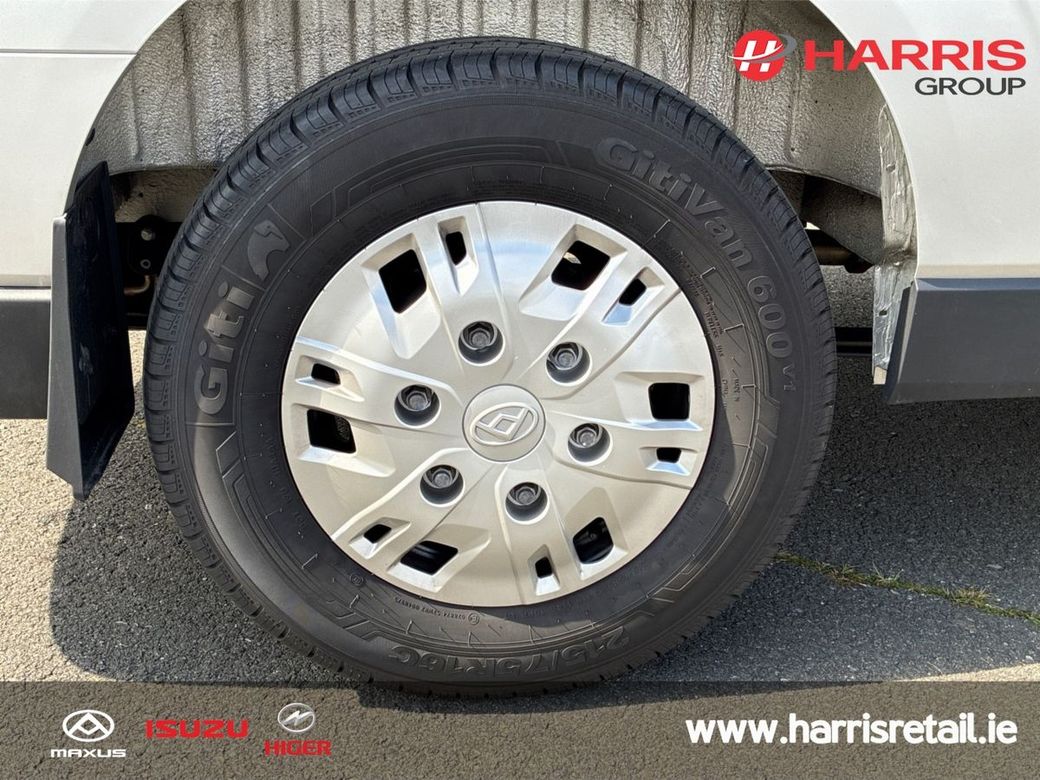 2025 Silver Maxus Deliver 7