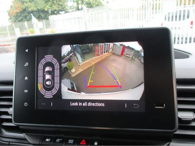 2025 Nissan Primastar