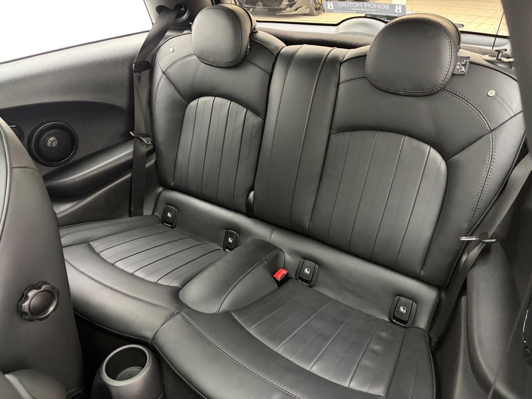 2024 Mini Hatch