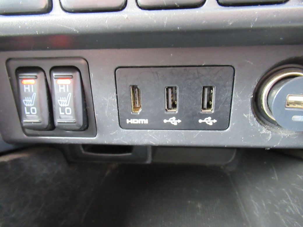 2021 Mitsubishi L200