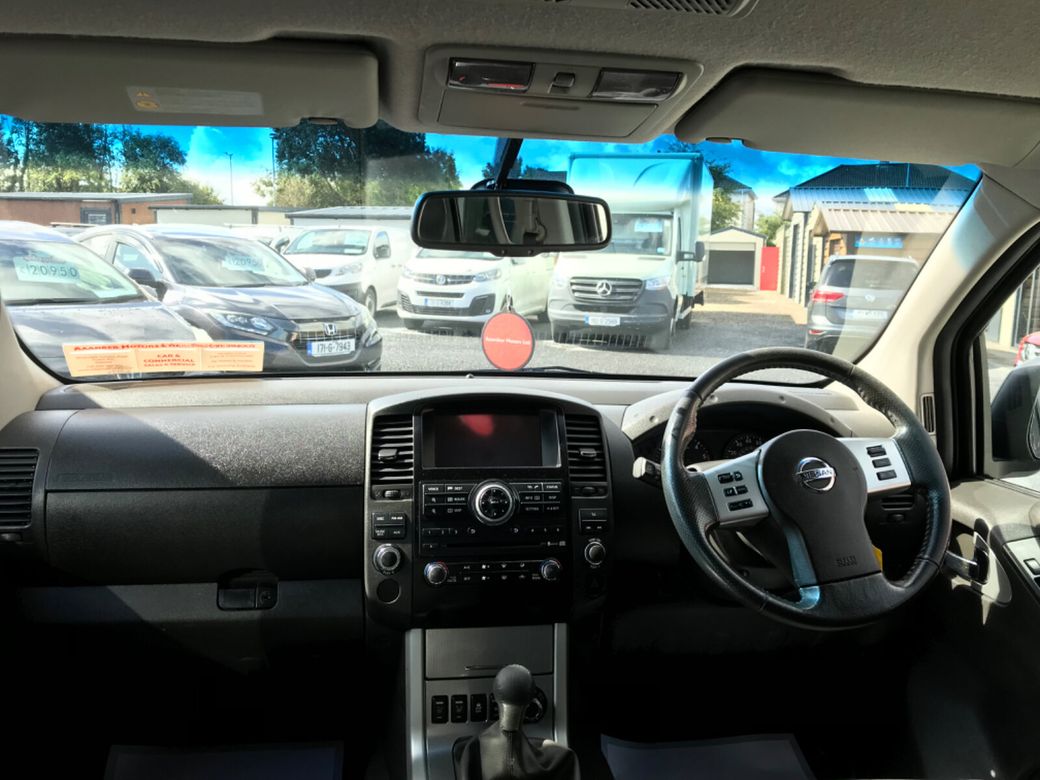 2015 Nissan Navara