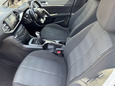 2017 Peugeot 308