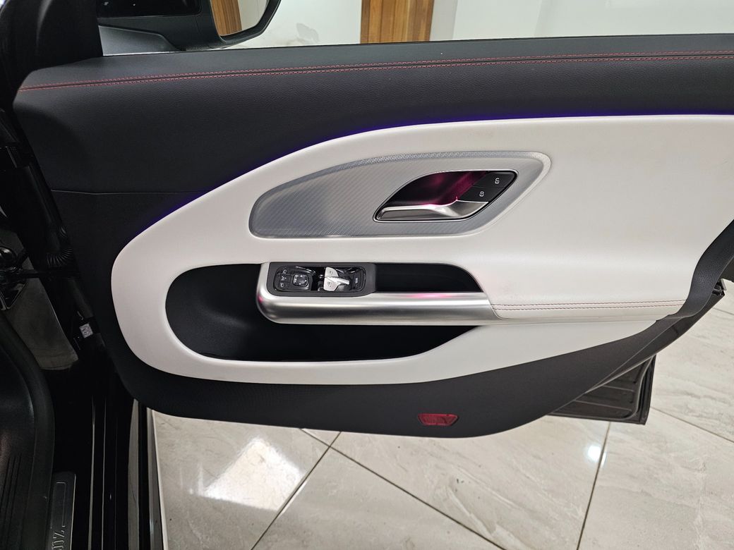 2025 Mercedes-Benz CLA Class