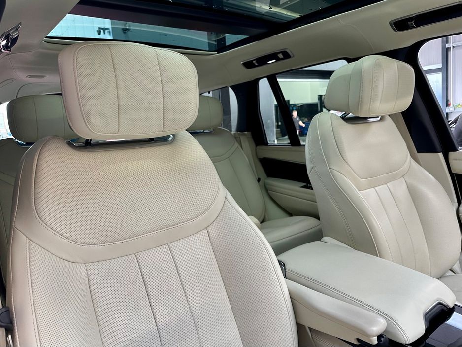 2025 Land Rover Range Rover