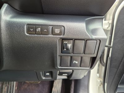 2014 Lexus IS 300h