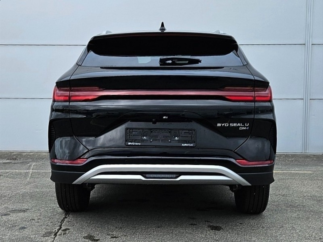 2025 BYD Seal U