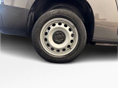 2024 Peugeot Partner