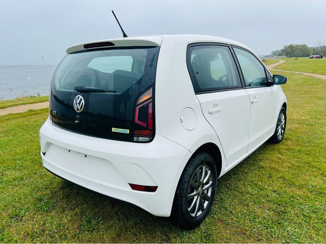 2018 Volkswagen up!