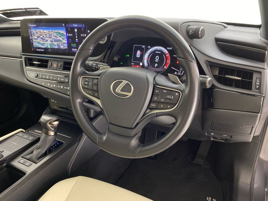 2022 Lexus ES 300h