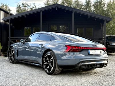 2024 Audi e-tron GT