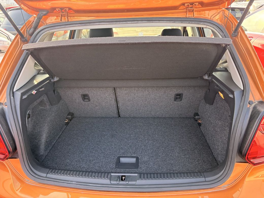 2017 Volkswagen Polo