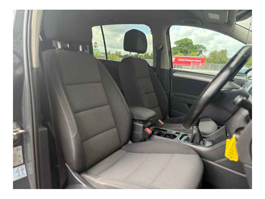 2016 Volkswagen Touran