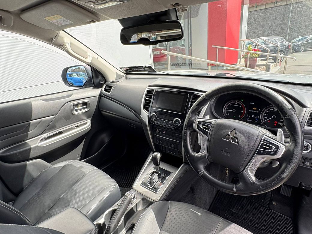 2020 Mitsubishi L200