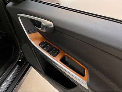 2017 Volvo XC60