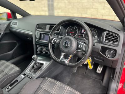 2015 Volkswagen Golf