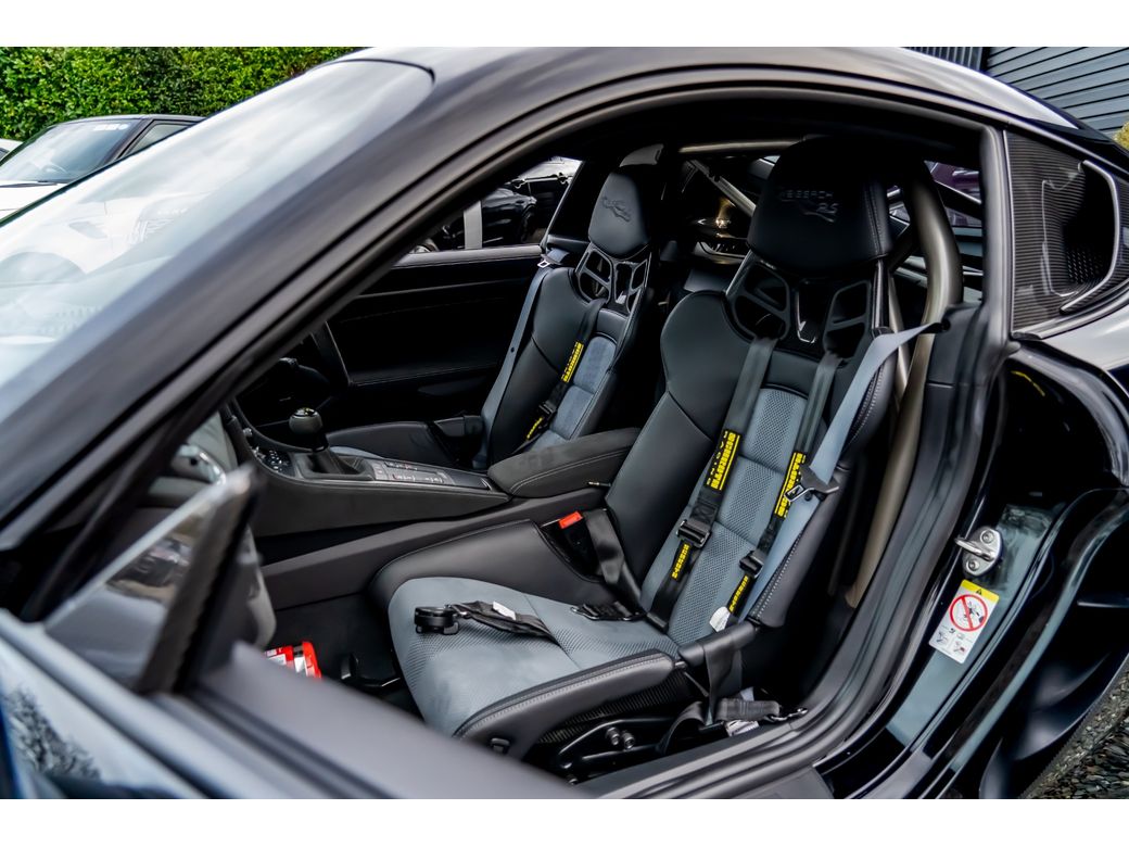 2024 Porsche 718 Cayman