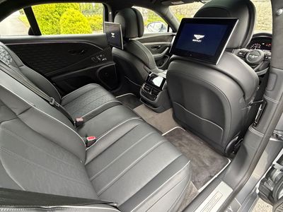 2025 Bentley Flying Spur