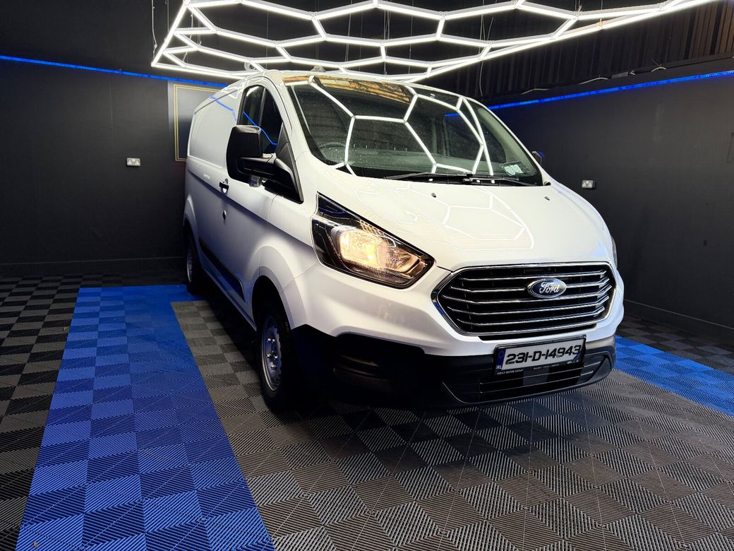 2023 Ford Transit Custom