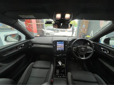2022 Volvo XC40