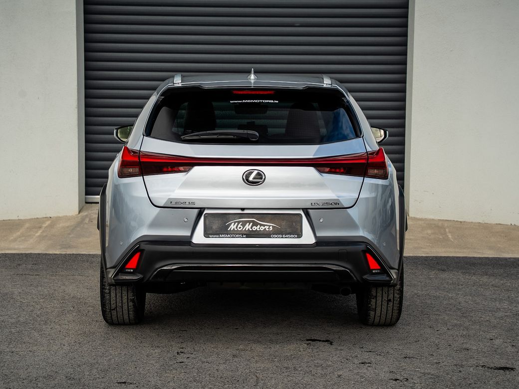 2023 Lexus UX 250H